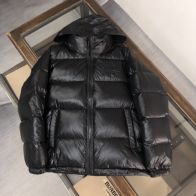 新作入荷人気プラダダウンｎ級品 防寒 ダウンジャケット  大きいサイズ 人気  4色　ブラック