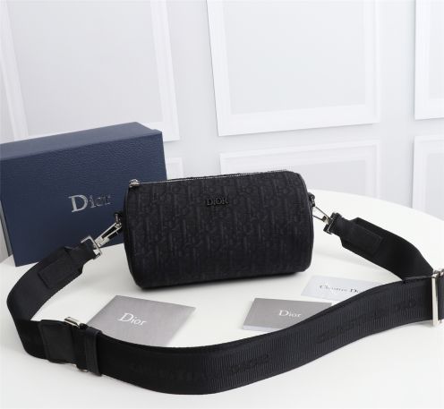 dior バッグ なぜ高激安通販 レザー ミニ 2023新作 メンズ ラウンドバッグ ブラック