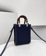 フェンディ ウェイ偽物  容量十分 mini  tote 高級感