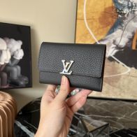 ヴィトン 3連 バッグ激安通販 封筒型財布 柔らかい 薄い 外ブラック 内ピンク