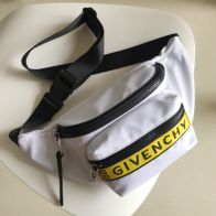 GIVENCHYジバンシィ ノベルティ バッグ偽物 ショルダーバッグ ナイロン 男女兼用 ホワイト