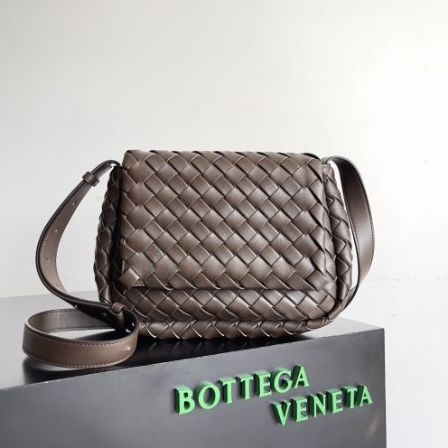 ボッテガヴェネタ イタリアn級品 コブル バッグ  磁石 斜め掛けバッグ
