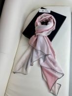 CHANEL2023新作シャネルスカーフコピー スカーフ 大判 通勤 旅行 バッグ オーナメント用 ピンク