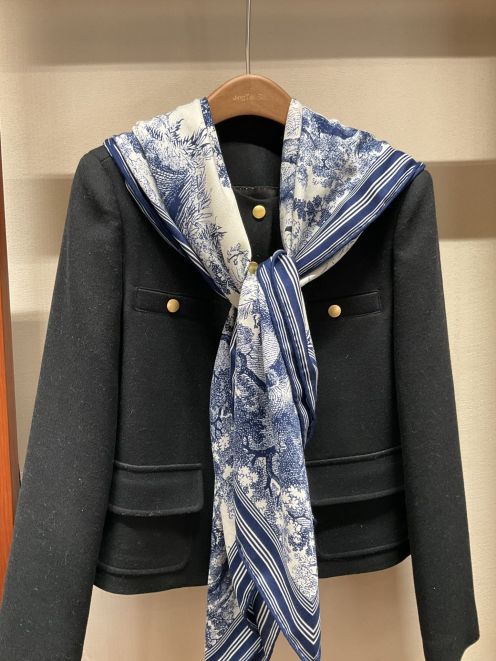 DIORディオールリフィル激安通販 マフラー イタリア 両面スカーフ ふわふわ 暖かい シンプル ３色 ブルー