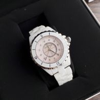 CHANEL時計スーパーコピー72 優雅 レディース専用 薄いワッチ プレゼント 新商品 ダイヤモンド ピンク