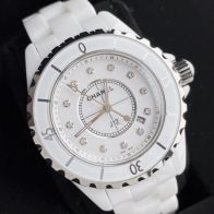 CHANEL時計コピー72 優雅 レディース専用 薄いワッチ プレゼント 新商品 ダイヤモンド ホワイト