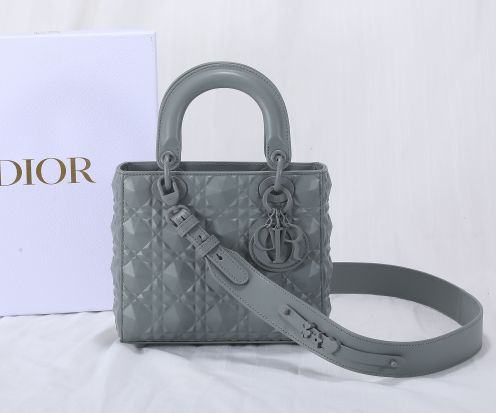 ディオールバッグ 店舗スーパーコピー カナージュ　Dior Lady Bag