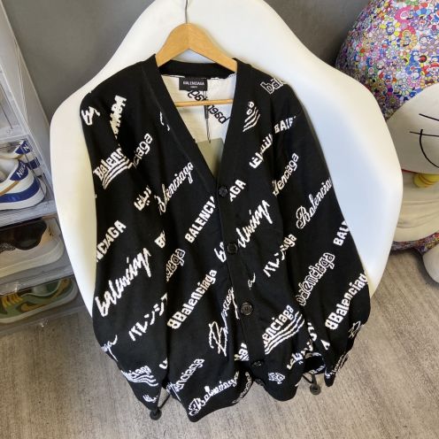 バレンシアガ かバススーパーコピー メンズセータージャケット ロゴ