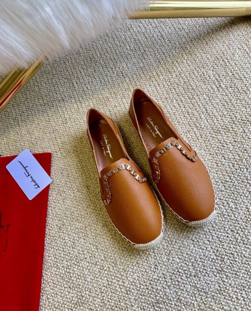 FERRAGAMO靴 ヴァラスーパーコピー 春夏シューズ レザー ファッション 日常 レインブーツ ブラック