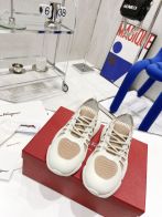 FERRAGAMOアウトレット価格 財布コピー スポーツシューズ ファッション 歩きやすい ブラウン