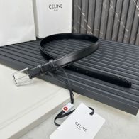 CELINEセリーヌ メンズベルト偽物 牛革 ビジネス 激安品 プレゼント シルバーバックル ブラック