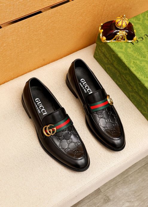 グッチシューズサイズ表偽物	GUCCIのカジュアルレザーシューズ