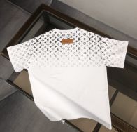 最安値人気ルイヴィトンtシャツ偽物 ラウンドネック半袖Tシャツ	