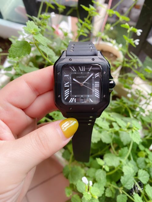 カルティエ 知恵袋偽物 腕時計 プラスチック製の時計バンド 軽量 運動ワッチ ブラック