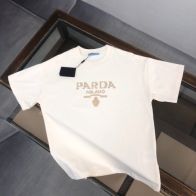 プラダ定番人気物スーパーコピー半袖Tシャツコットンホワイト柔らかい花柄ロゴ