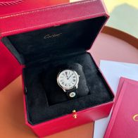 カルティエ腕時計コピー メンズ 防水 直径36㎝と29㎝ 文字盤 丸い プレゼント ワッチ ブラック