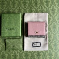 グッチn級品スーパーコピー財布レザーピンク高級ファッション二つ折り小銭入れ