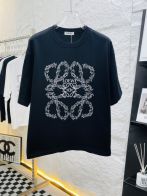 新作入荷定番ロエベ黒半袖Ｔシャツスーパーコピー　上質で重厚感のある生地 ブランドのロゴ　