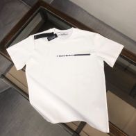 ストーンアイランド 2024新作 スーパーコピー 半袖 Tシャツ コットン ホワイト 柔らかい 軽量 花柄