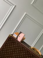 驚きの破格値 人気の お財布 ヴィトン n級品 キャンバス小財布  フラップ デザイン
