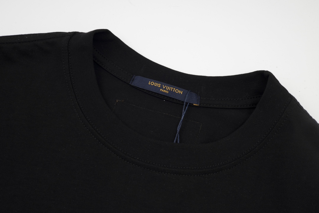 ルイ・ヴィトン 素材スーパーコピー 半袖シャツ 生地 バッチで染色 刺繍 夏服 n級_4