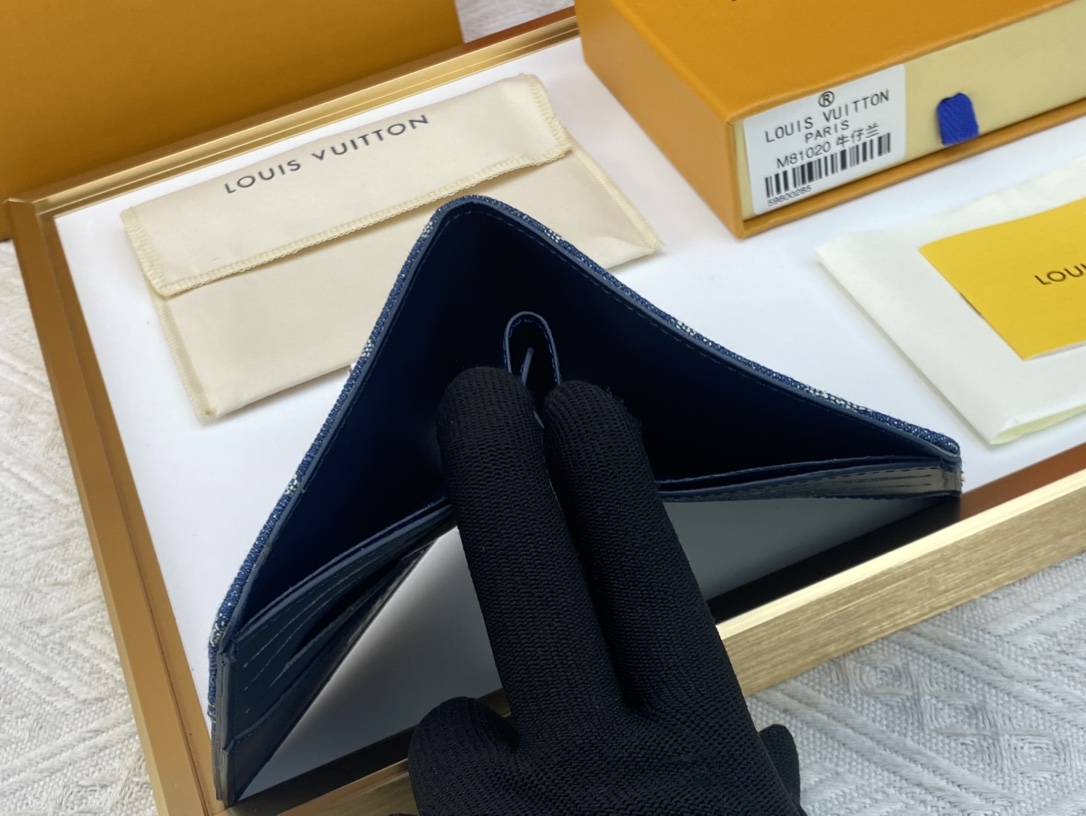 M81020 LOUIS VUITTON × NIGO スレンダー 二つ折り財布 ルイヴィトン 財布 コピー _5