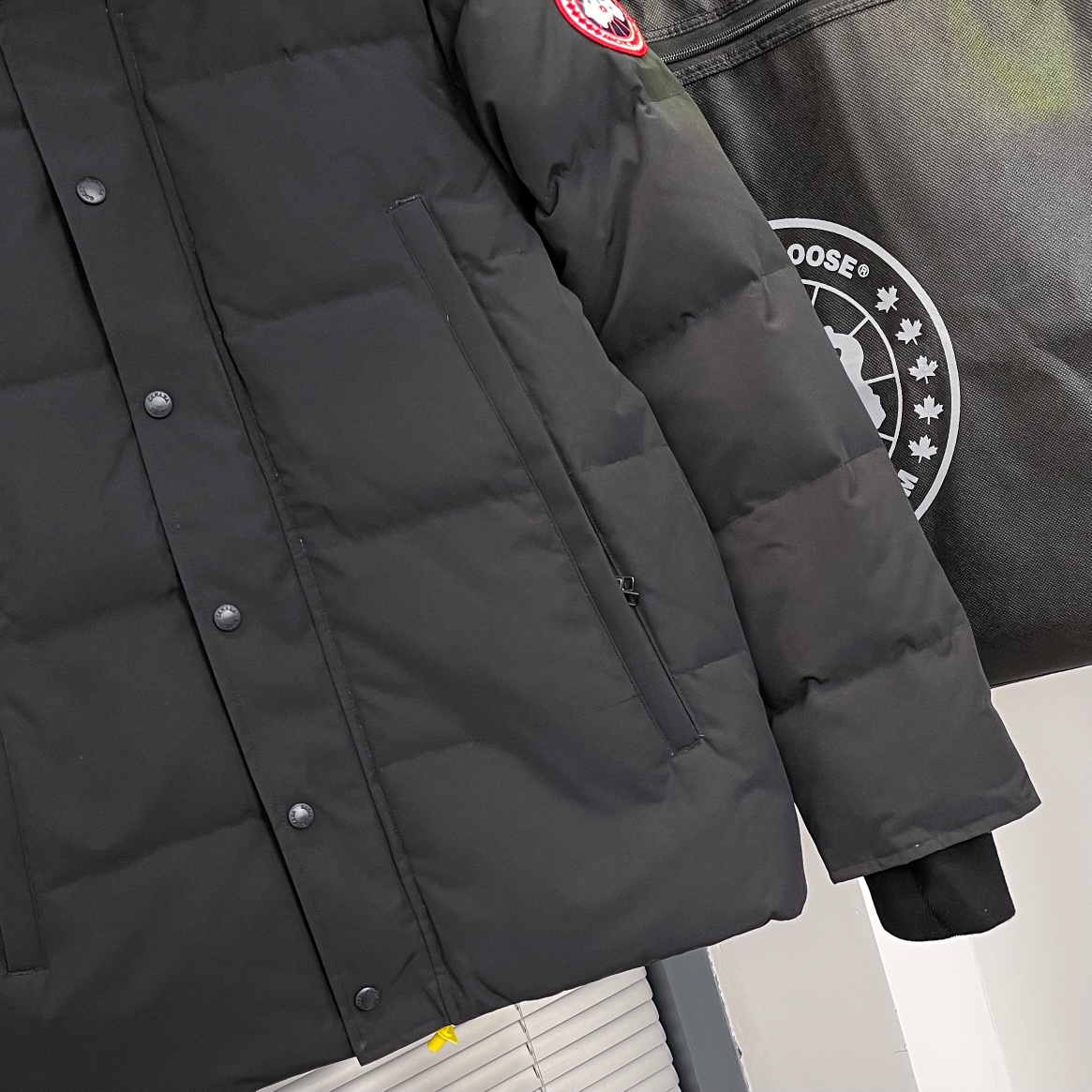 カナダグース軽量ダウンコート高級 ファッションダウンジャケット冬物人気ブランドフード付き_2