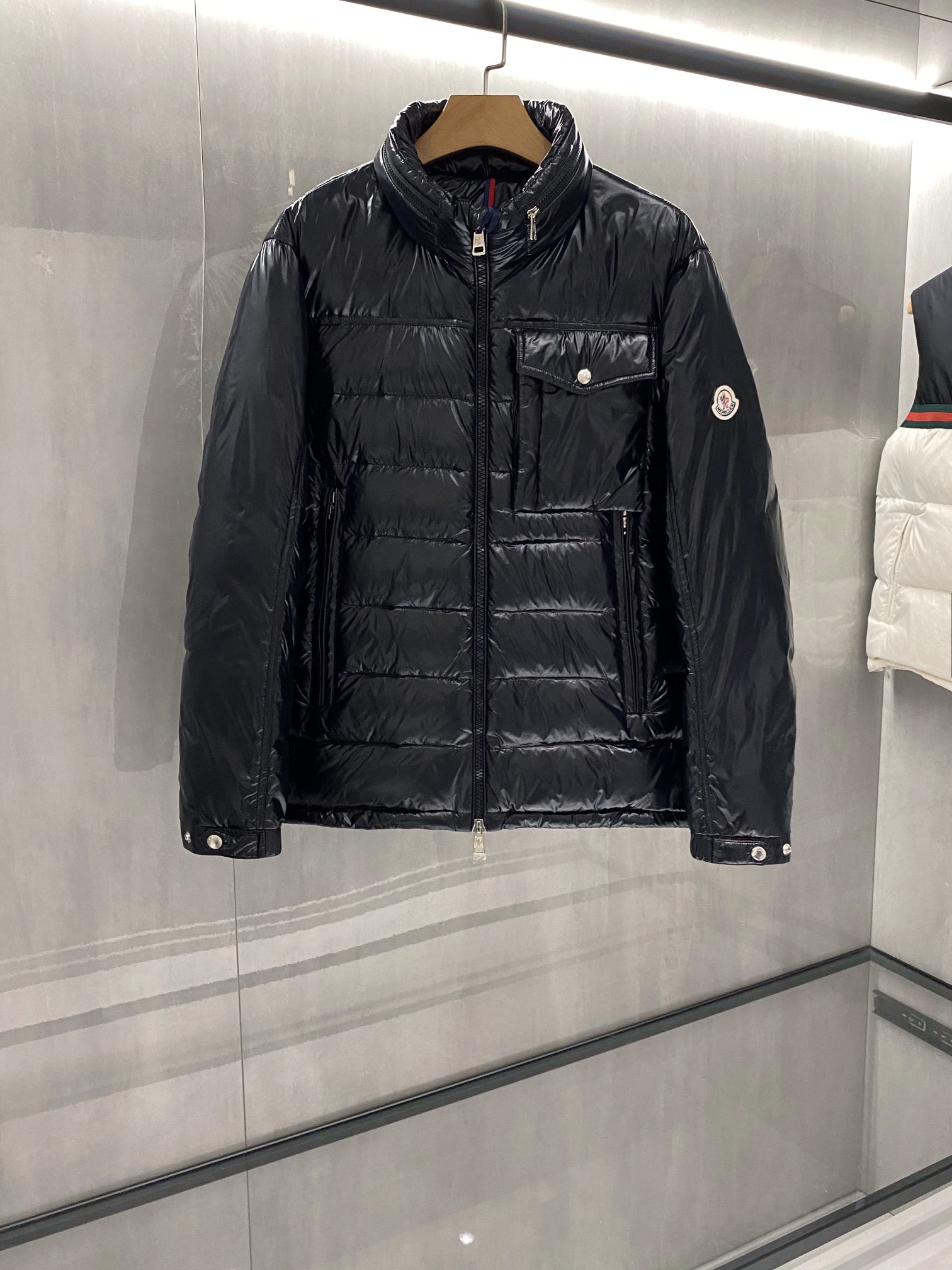 MONCLER 秋冬新品★ モンクレール偽物ダウンジャケット値段 綺麗 お得2018最安値 ファション 防寒性 ブラック_7