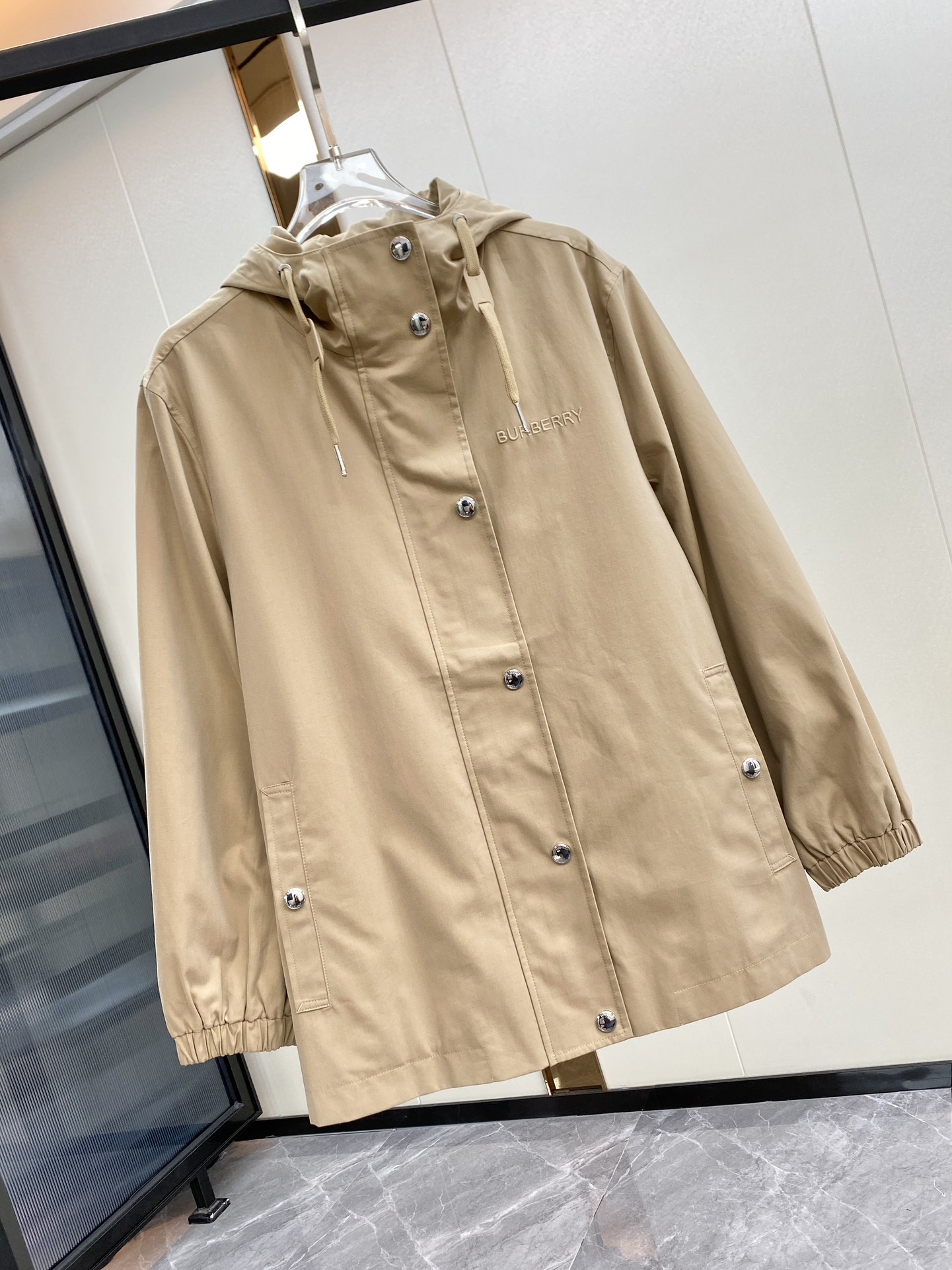 BURBERRYバーバリーアウターｎ級品 レディースビジネス服大人 海外セレブ定番愛用_6