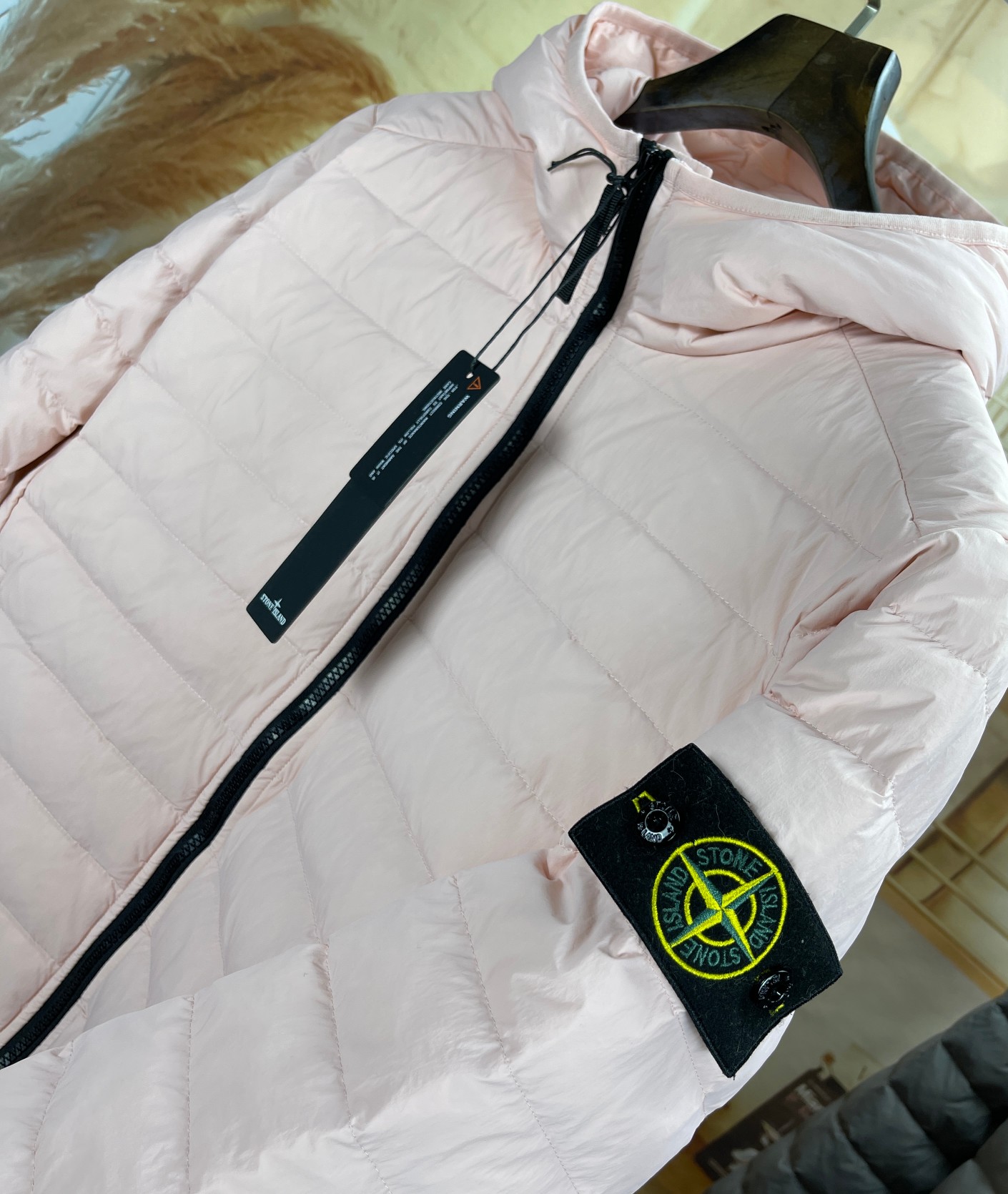 ストーンアイランドダウンジャケット偽物 軽くて暖かく快適で上品 23年最新　4色 ピンク_3