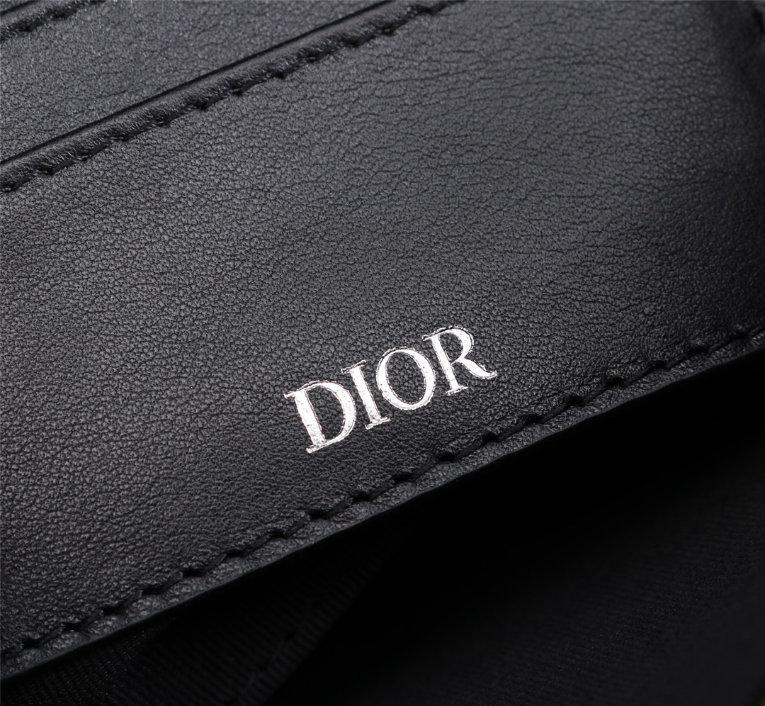 dior 3万以内n級品 メンズバッグ  内蔵センサーチップ ブラックレザー ブラック_6