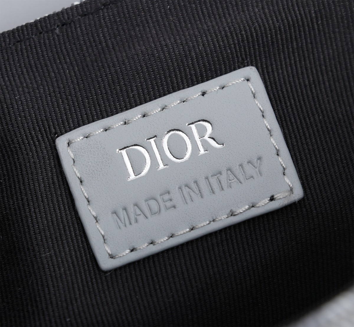 dior 3万円以内激安通販 メンズバッグ  内蔵センサーチップ ブラックレザー ブラック_10