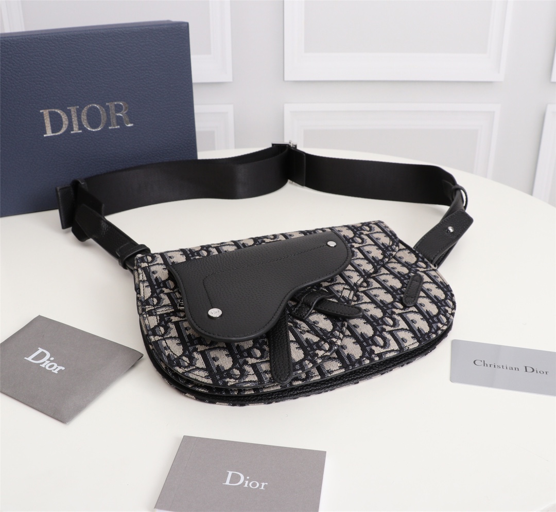 dior 3万以下激安通販メンズバッグ レザー ブラック斜め掛けバッグ_4