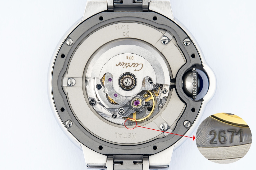 カルティエ 腕時計 スーパーコピー 見分け方 カルティエ メンズ レザーバンド 2023年新作_7