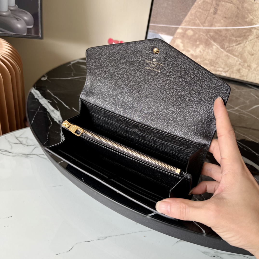 ルイヴィトン ワッペン バッグｎ級品 封筒型財布 柔らかい 薄い ブラック_4