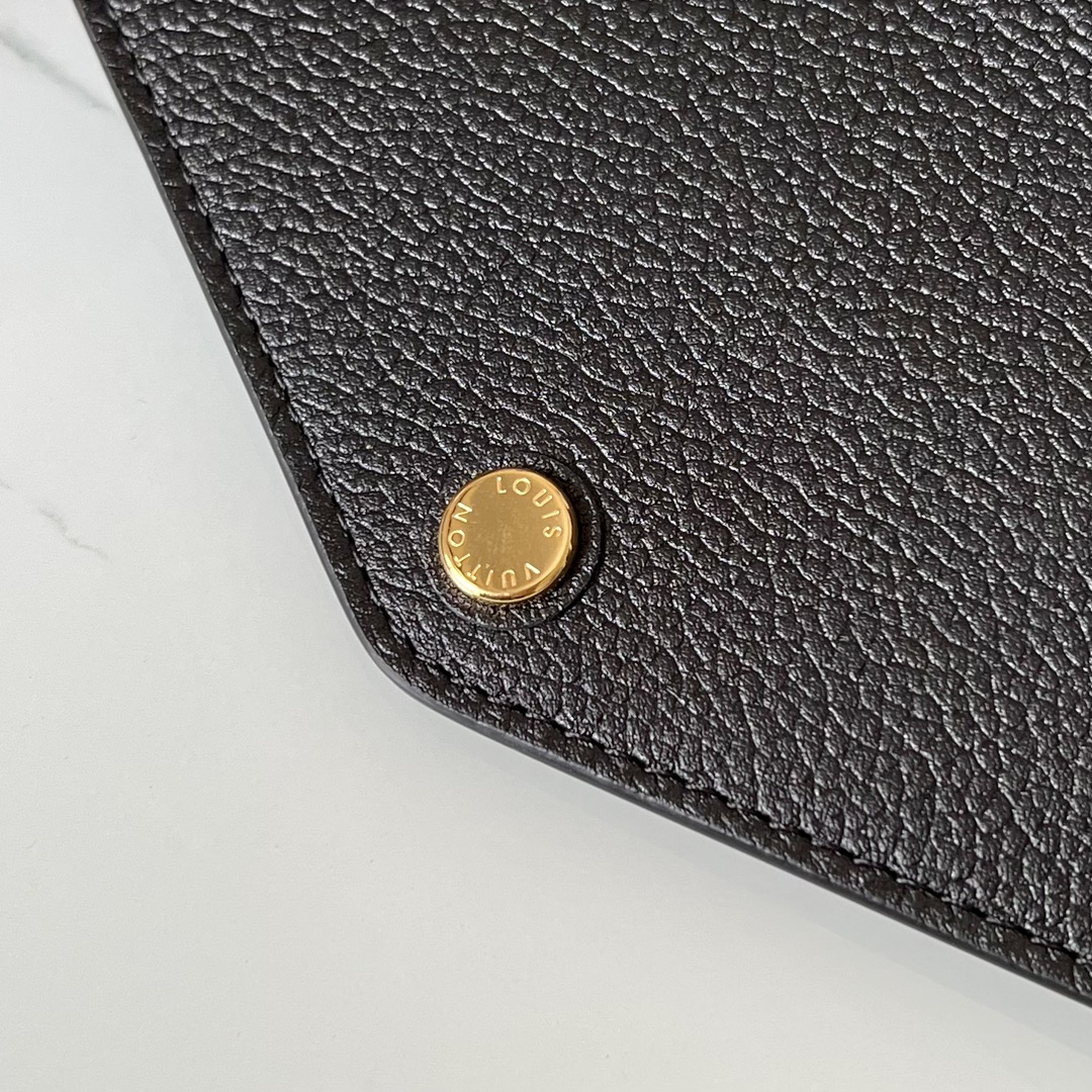 ルイヴィトン ワッペン バッグｎ級品 封筒型財布 柔らかい 薄い ブラック_8