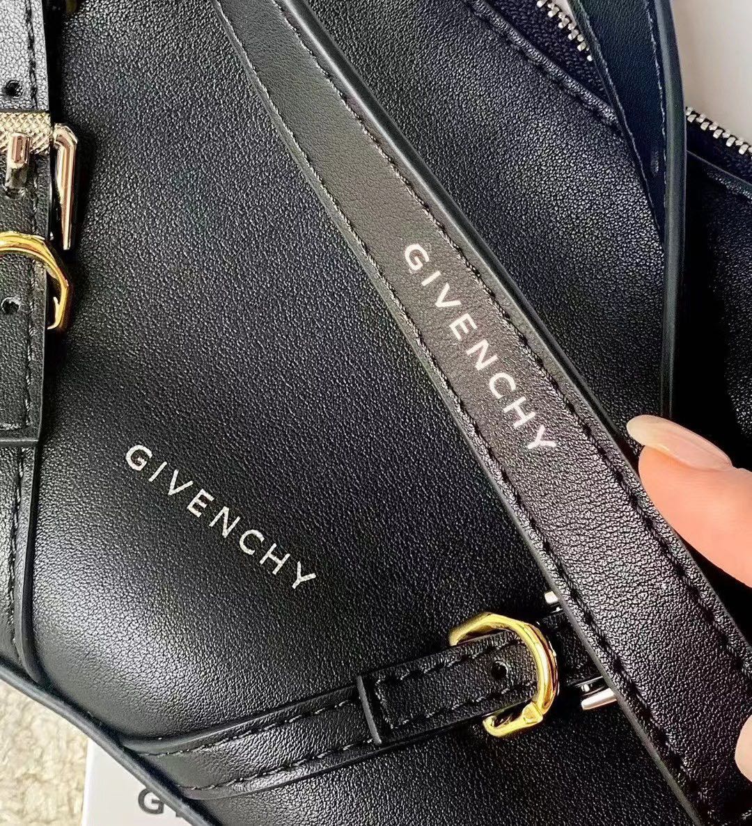 GIVENCHYジバンシィ 値段ｎ級品 フランス 腋下バッグ レディース 魅力 ブラック_4