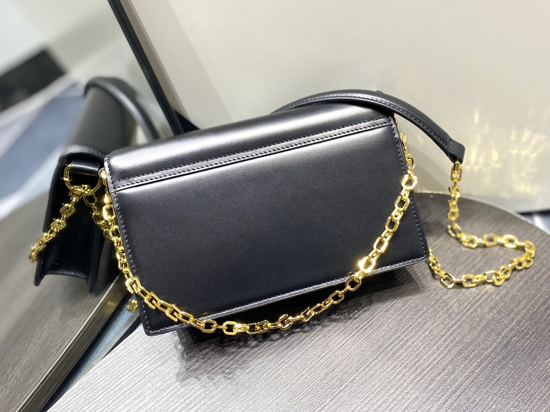 GIVENCHYジバンシィバッグコピー チェーンバッグ レザー Sサイズ ブラック_2