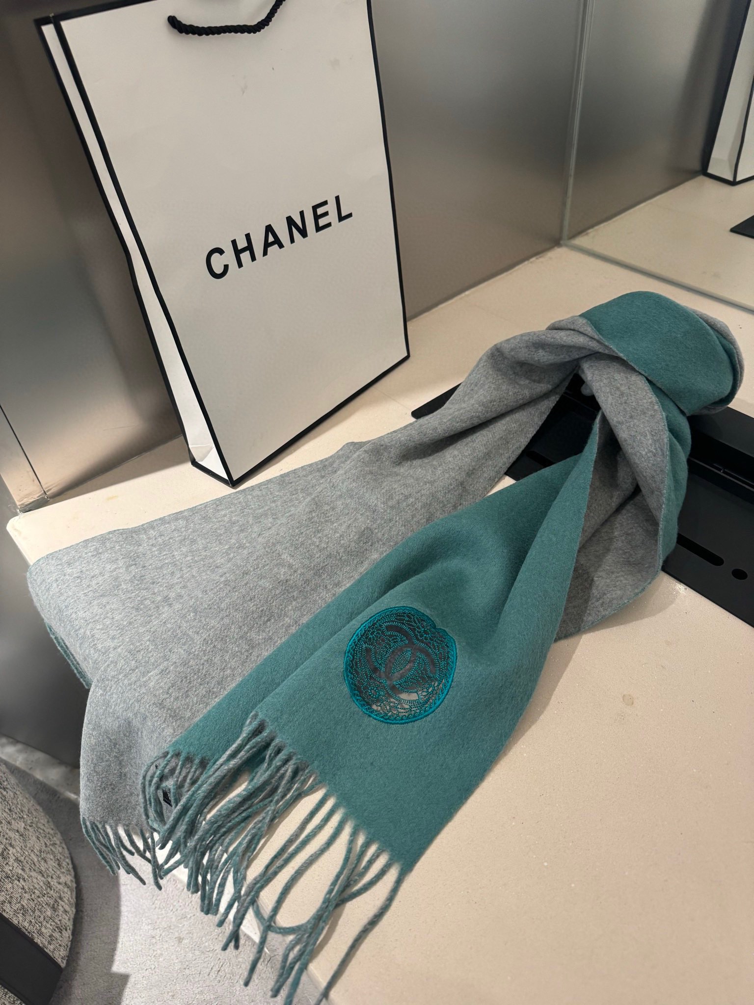 CHANEL2023新品 シャネルマフラーn級品 暖かい 大判 通勤 旅行 レディース グリーン_2