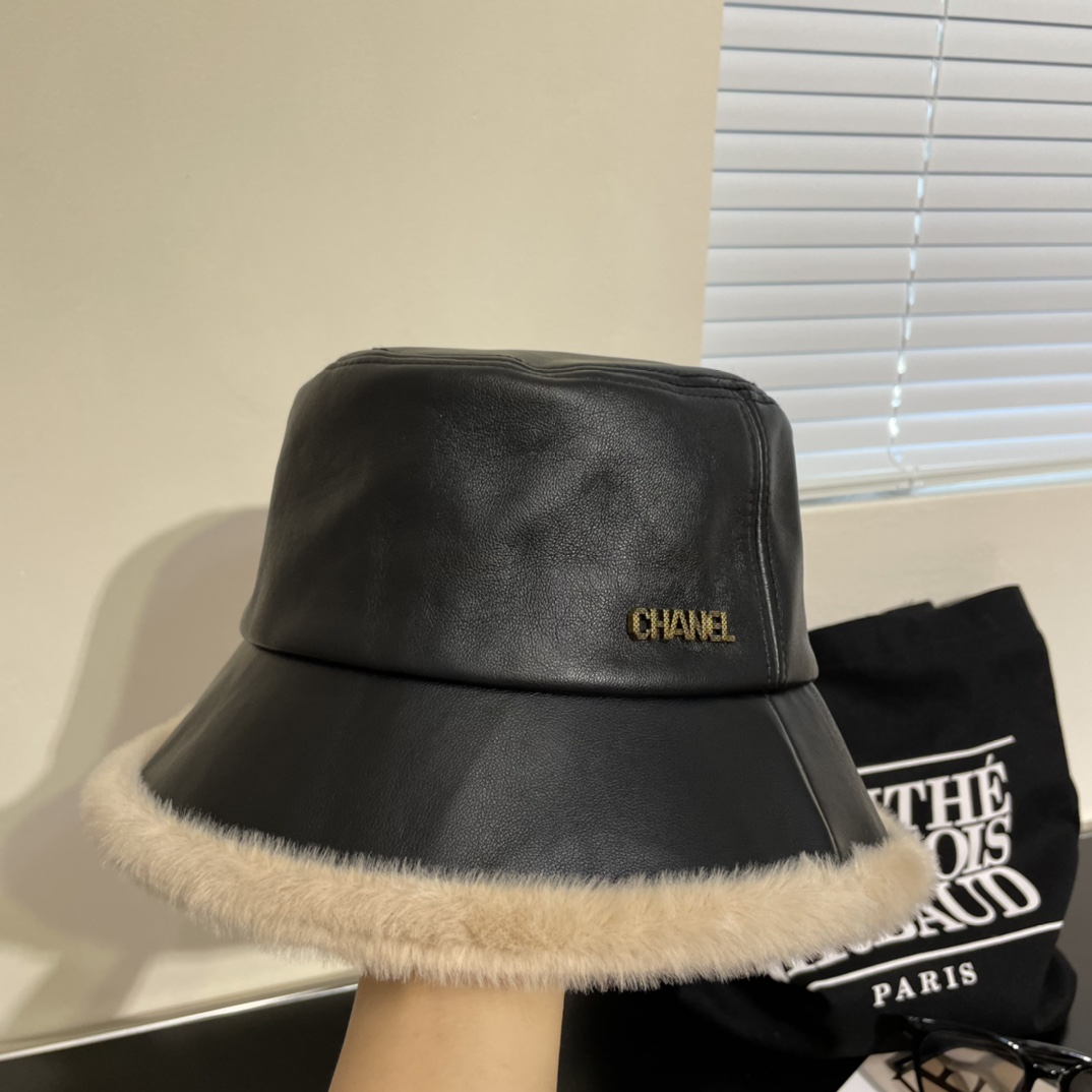 CHANEL2023新作 シャネルのキャップｎ級品 レディース 帽子 レザー ファッション ブラック_6