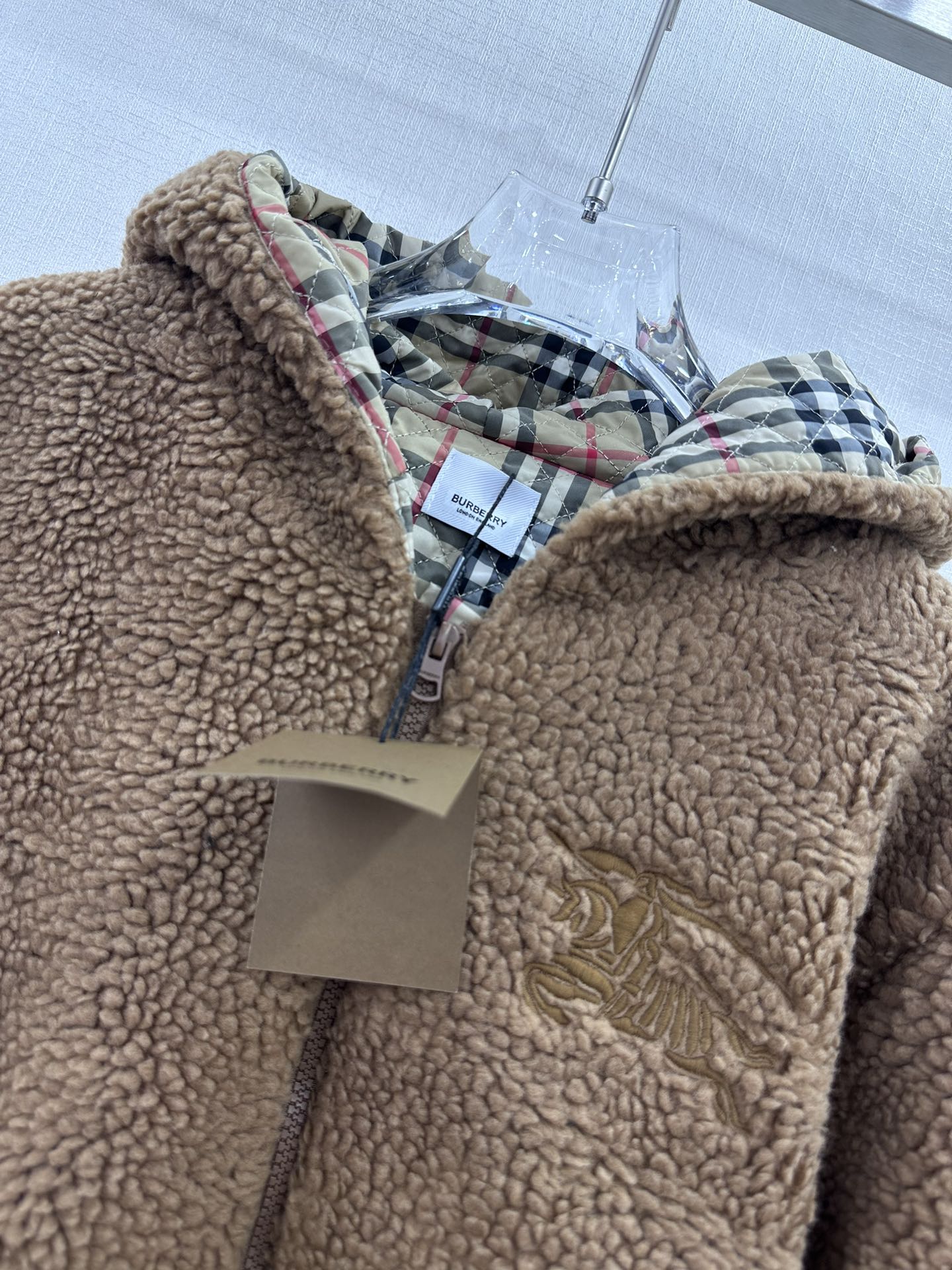 BURBERRYバーバリーのジャケットコピー 秋冬 暖かい チェック柄 柔らかい コートアウター ブラウン_3
