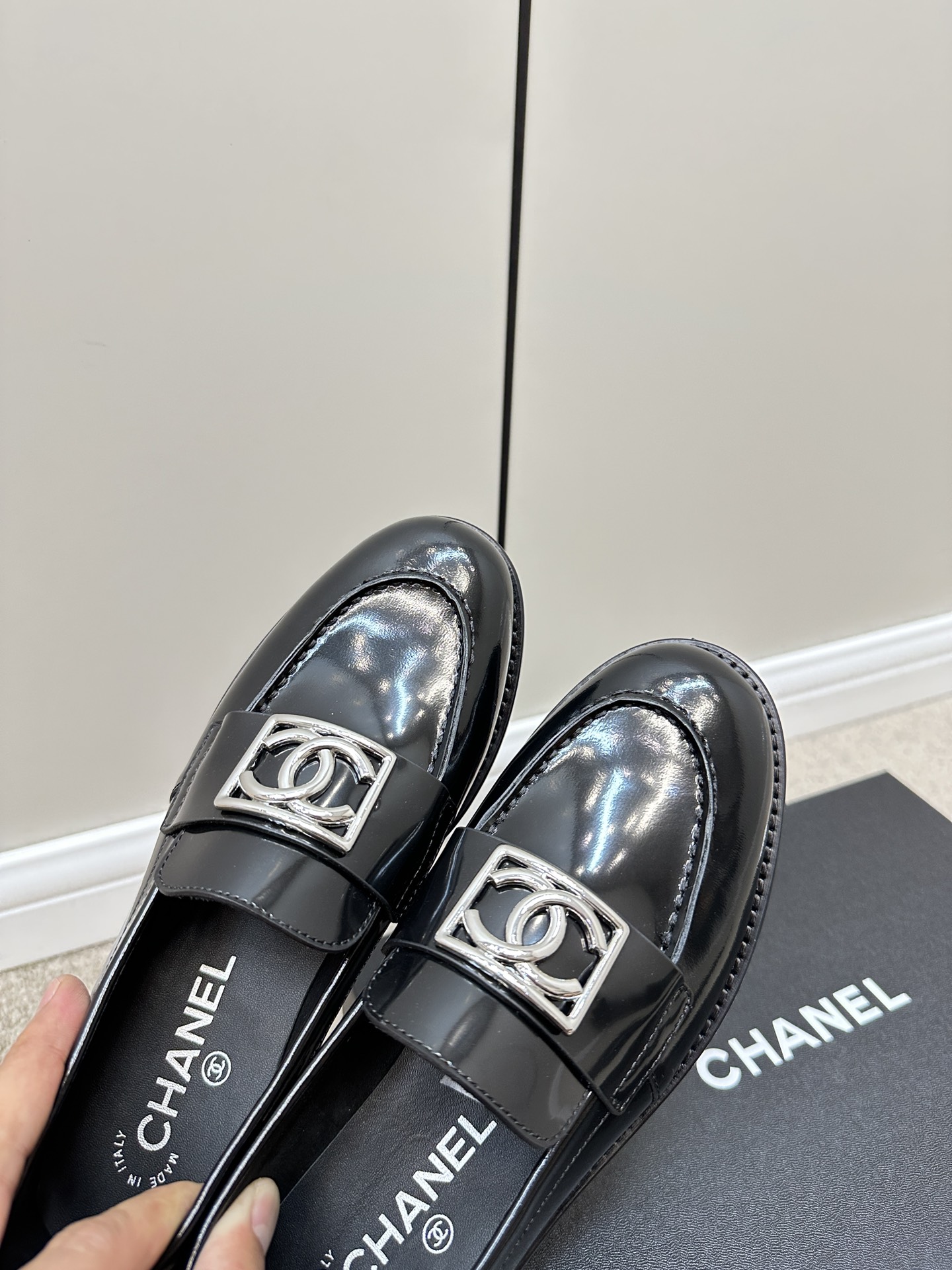 CHAENL シャネルヒールｎ級品 レザー 高さ5㎝ ファッション 柔らかい 新品 ブラック_5