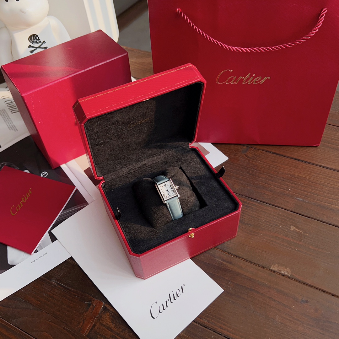 CARTIERカルティエ腕時計コピー 新しいTankMustシリーズの腕時計 メンズ 薄いワッチ レザー グリーン_8