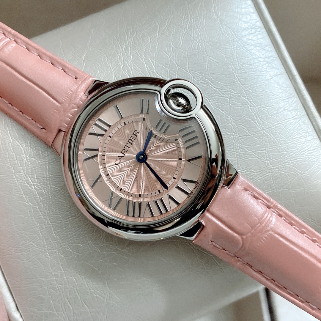 CARTIERカルティエ 腕時計 偽物 見分け方 フランス 薄いワッチ レザー 丸い形 ピンク_2