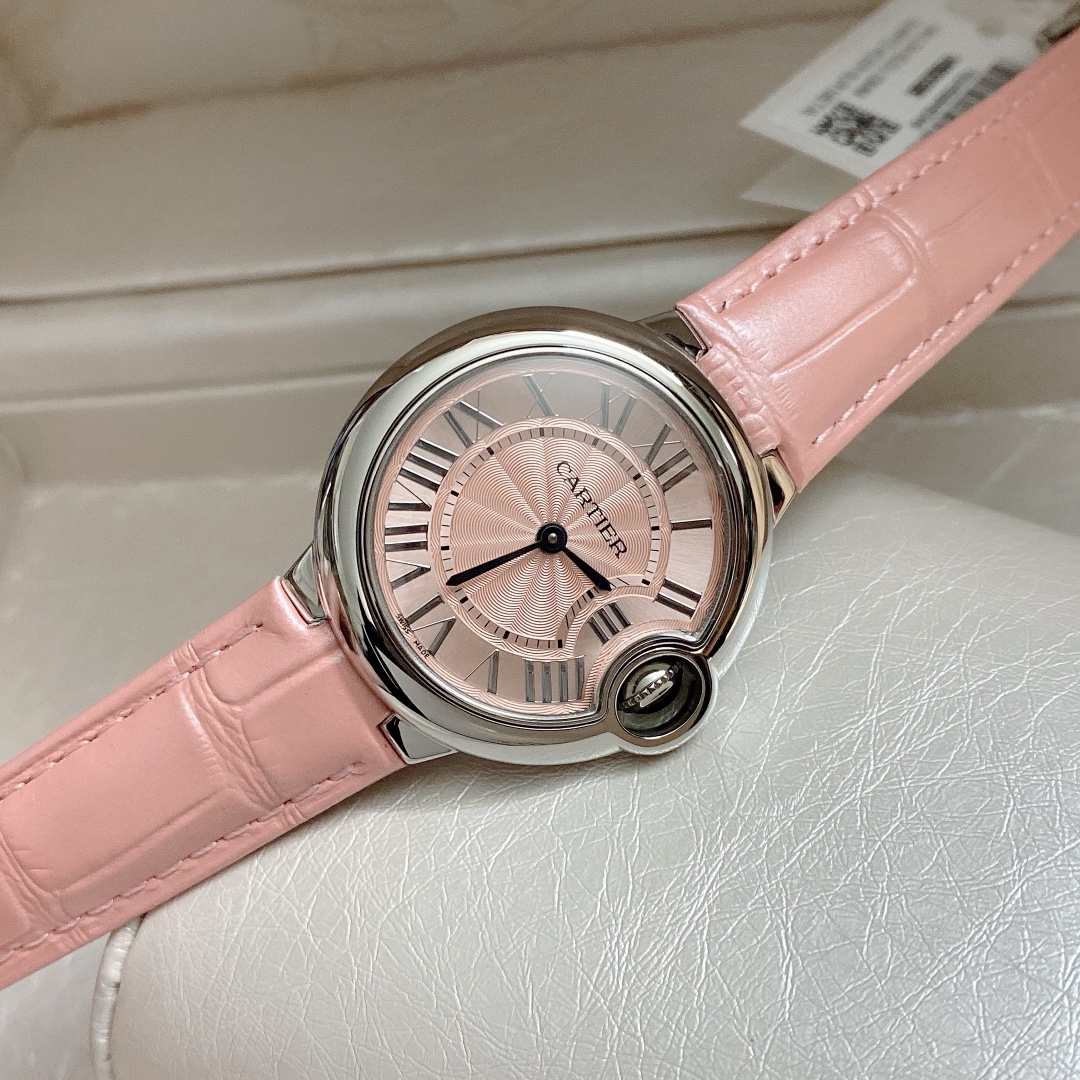CARTIERカルティエ 腕時計 偽物 見分け方 フランス 薄いワッチ レザー 丸い形 ピンク_3