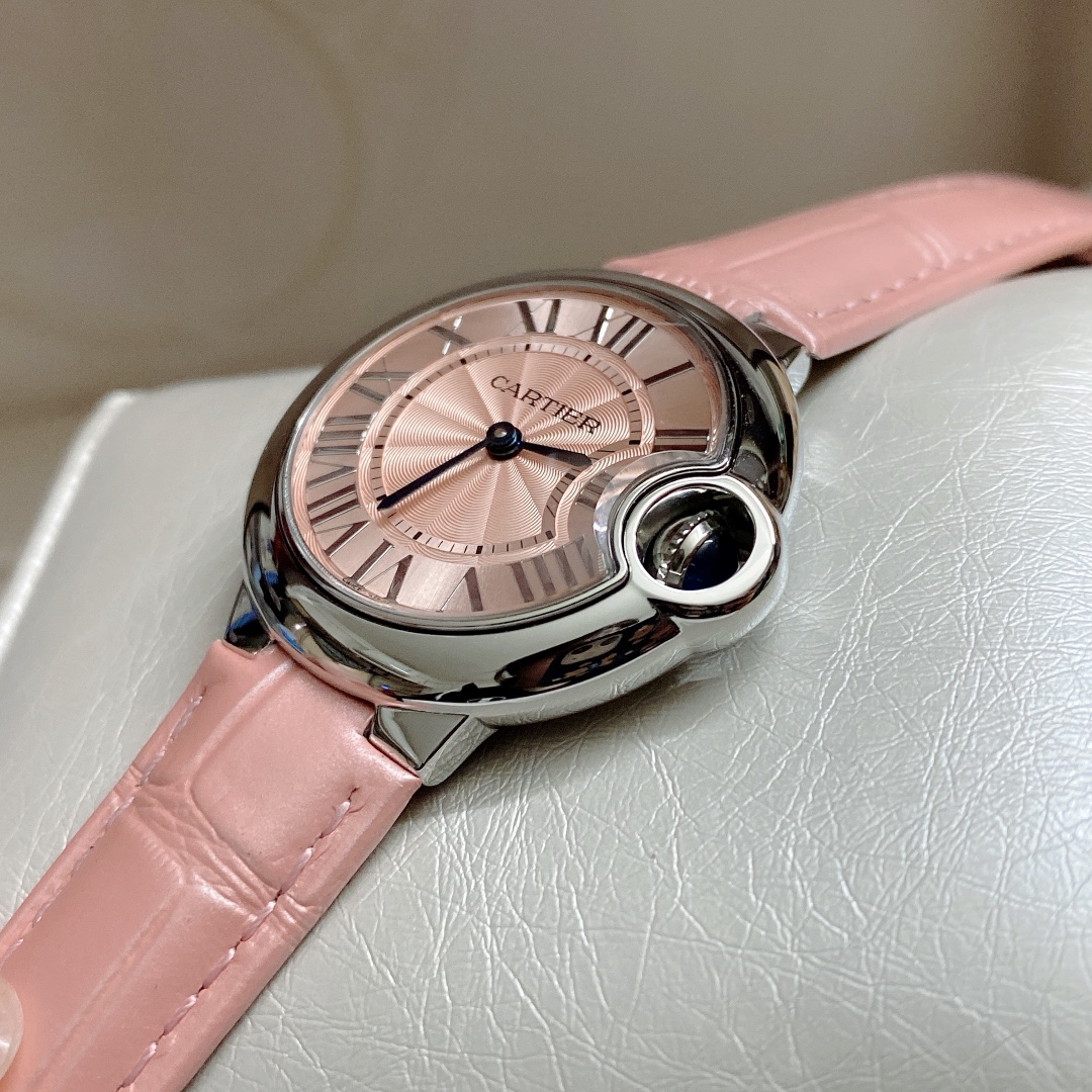 CARTIERカルティエ 腕時計 偽物 見分け方 フランス 薄いワッチ レザー 丸い形 ピンク_4