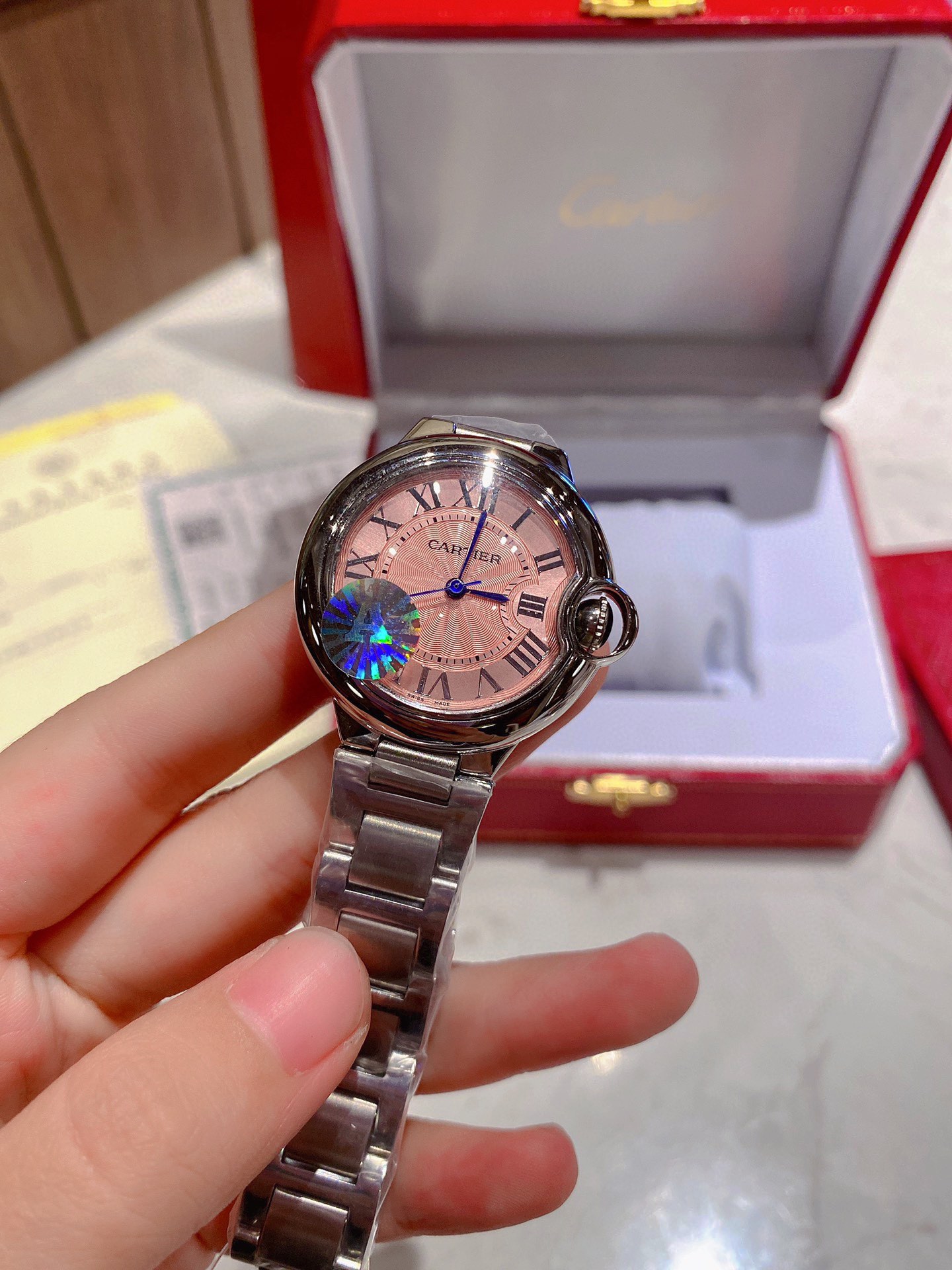 CARTIERカルティエみたいな時計偽物 フランス 薄い Cartier  腕時計 スチールバンド ピンク_2