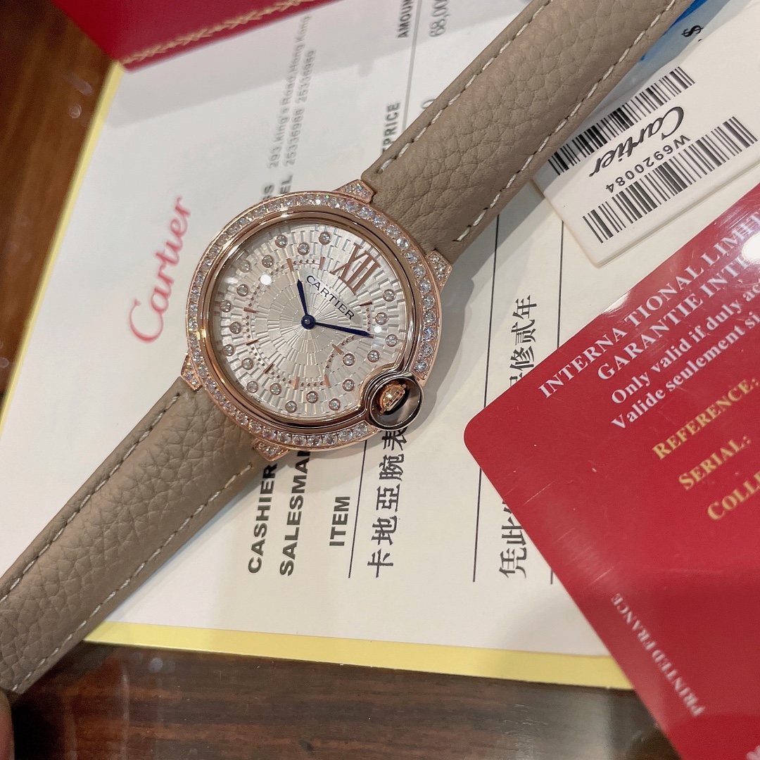 CARTIERカルティエに似た時計激安通販 フランス 薄い腕時計 レザー レディース 最新商品 キラキラ ホワイト_2