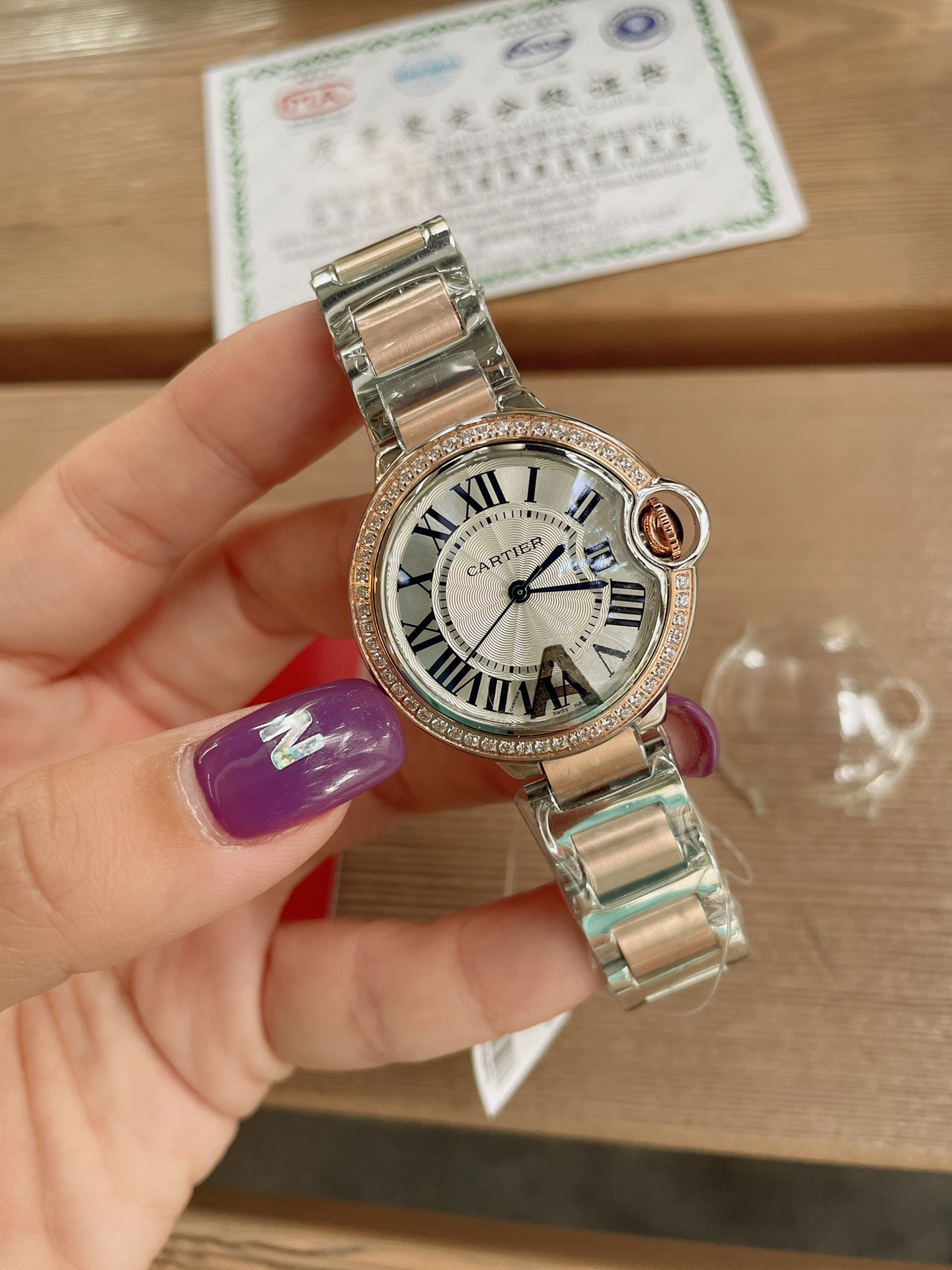「ダイヤモンドなし」CARTIERカルティエ 時計 中身コピー フランス 薄い腕時計 軽量 レディース 最新商品 _3