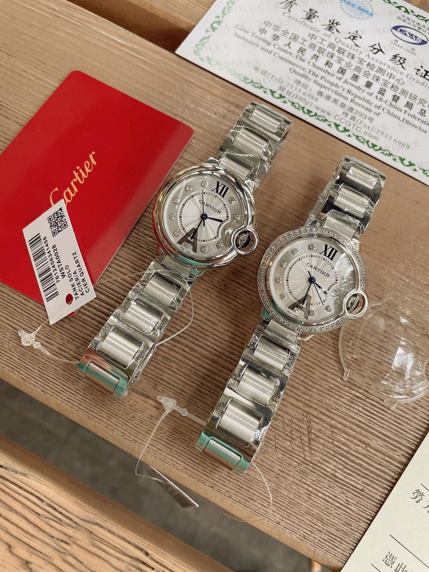 「ダイヤモンドある」CARTIERカルティエ 時計 中身コピー フランス 薄い腕時計 軽量 レディース 最新商品 キラキラ _2